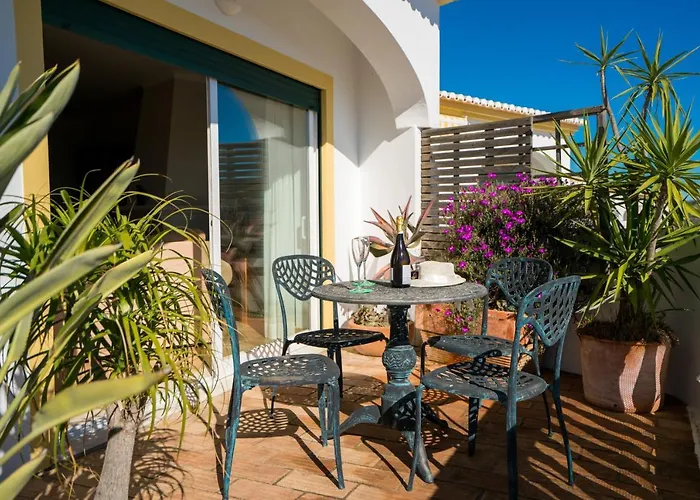 Luz Views لاغوس