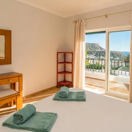 Luz Views アパート ラゴス